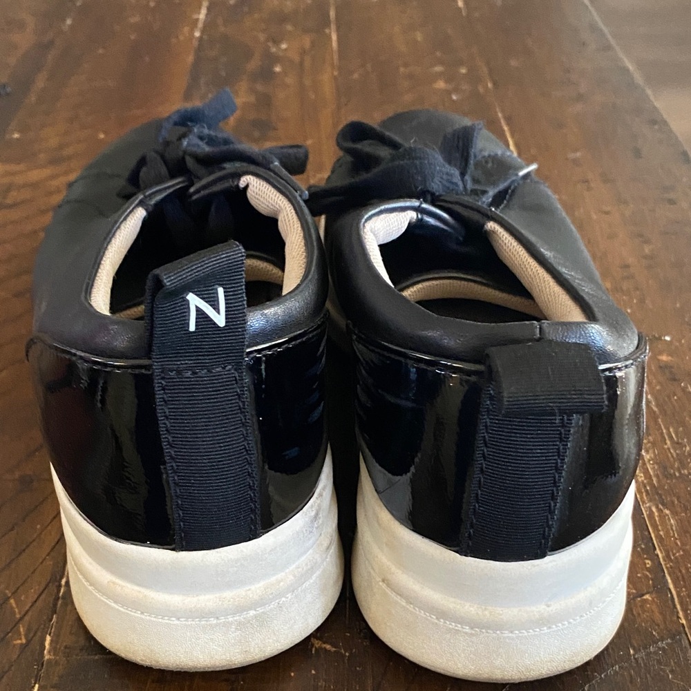 Naturalizer Women's Lace Up Sneaker size 8